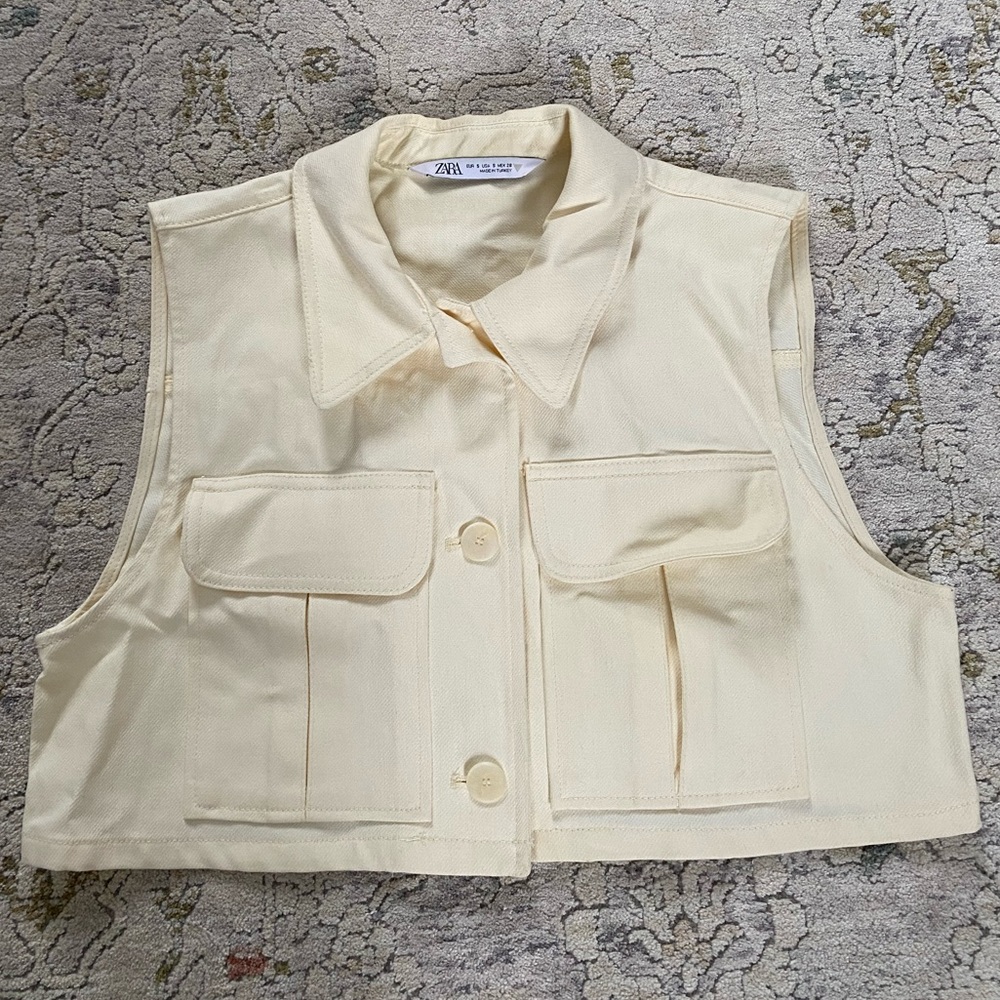 Cropped utility vest